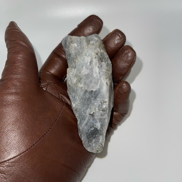 Raw Labradorite chunk A. - Picture 6 of 16